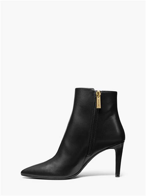 michael kors dorozhy l|Dorothy Ankle Boot .